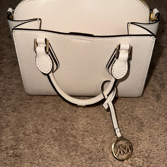 Michael Kors White Leather Handbag - Picture 5 of 10